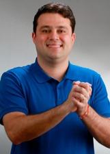 Foto oficial de Leandro Bello