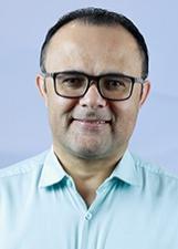 Foto oficial de Zé Reis