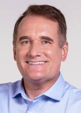 Foto oficial de Tico Kuzma