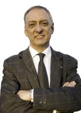 Foto oficial de Thomas Korontai