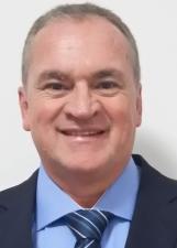 Foto oficial de Dr. Warton